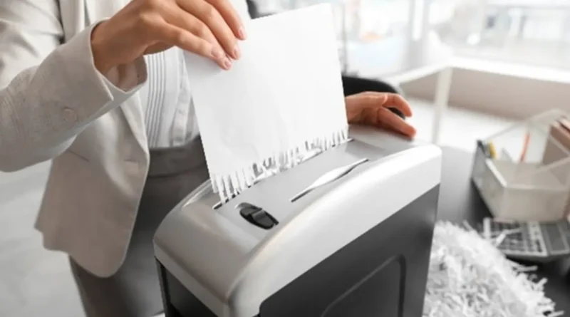 How to Dissolve an LLC: Step-by-Step in Any State - featured image