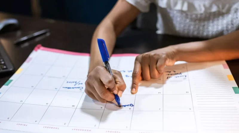 LLC Annual Reports: Due Dates and Fees in All 50 States - featured image