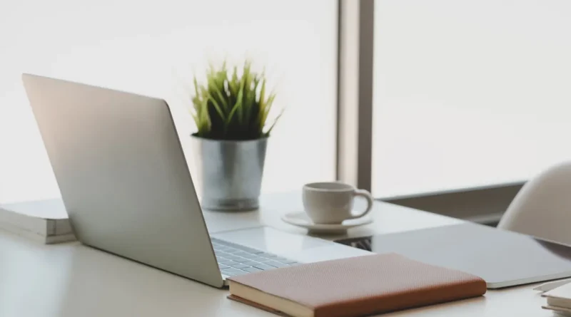 LLC for Freelancers: When It Makes Sense (and When It Does Not) - featured image